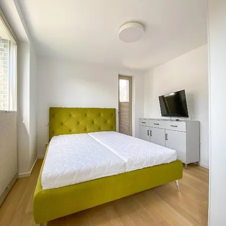 Holiday home Strandlaeufer 2 *